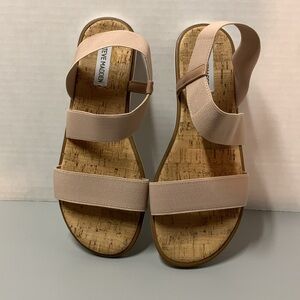 Steve Madden Flat Strappy Sandals Beige Slingback Elastic Size7.5 Made in Brazil